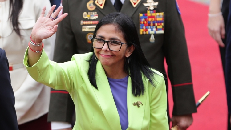 Ροντρίγκες: Έχω πρόσκληση από τις ΗΠΑ, ο Μαδούρο είναι ο νόμιμος πρόεδρος της Βενεζουέλας 