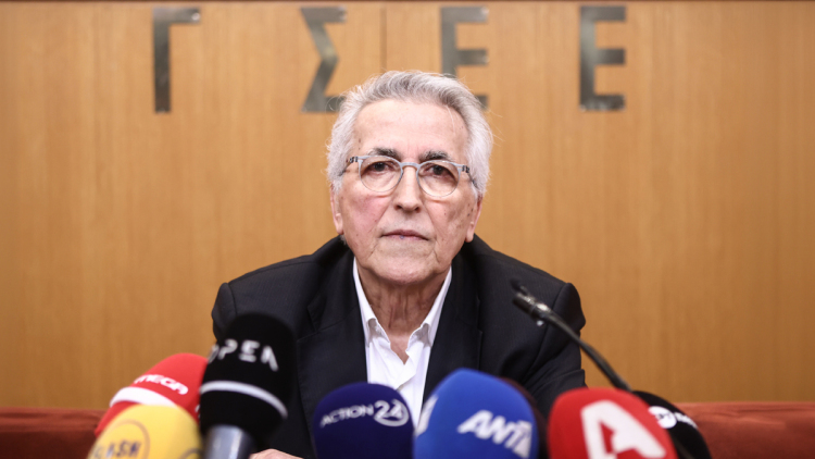 Θα είμαι ξανά υποψήφιος για τη ΓΣΕΕ λέει ο Παναγόπουλος και αφήνει καρφιά για τα ποσοστά του ΠΑΣΟΚ