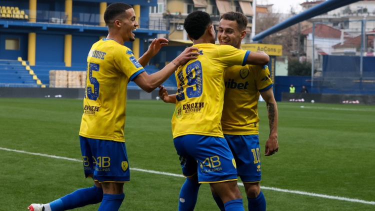 Παναιτωλικός – Αστέρας Τρίπολης 3-1: «Καναρίνια» σε πτήση παραμονής, δείτε τα γκολ
