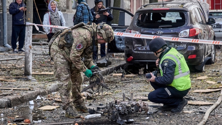 Οι άμαχοι στο στόχαστρο: Η επικίνδυνη χρήση drones στους πολέμους