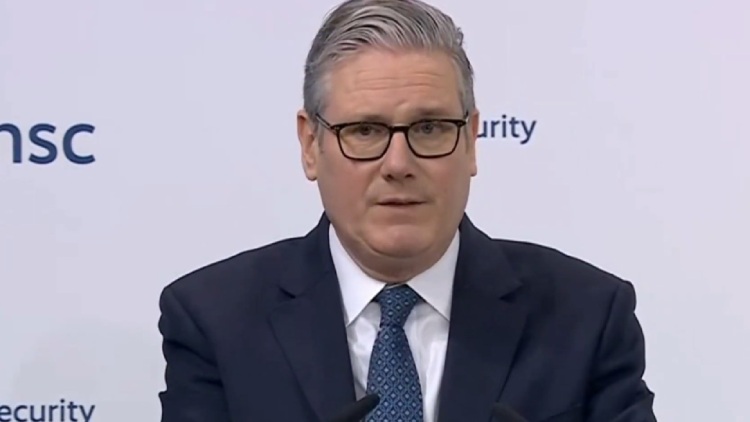 Στάρμερ στο Μόναχο: Η Ευρώπη είναι ένας κοιμώμενος γίγαντας, πρέπει να είναι έτοιμη να πολεμήσει αν χρειαστεί