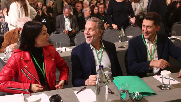 Γερουλάνος: Όχι στη μετεκλογική συνεργασία με τη ΝΔ, χρειάζεται διακριτή ηγετική ομάδα και εκστρατεία πόρτα-πόρτα