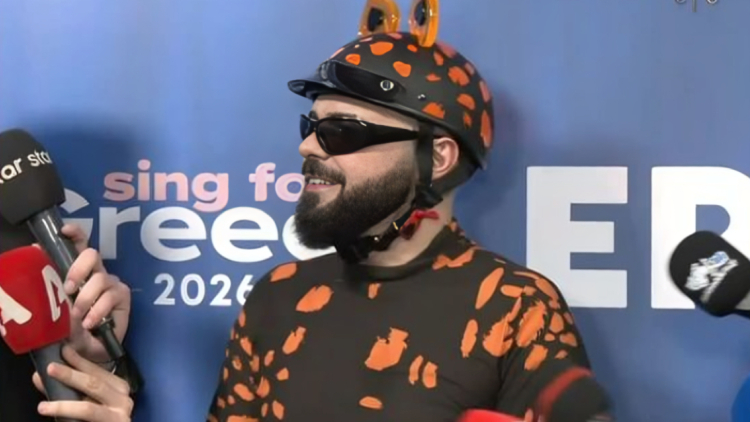 Συγκινημένος ο Akylas μετά τη νίκη στον ελληνικό τελικό της Eurovision: Είναι λες και παίζω σε ταινία, ήταν όλο μαγικό