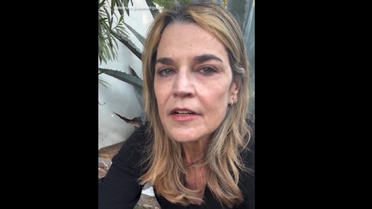 Νέα δημόσια έκκληση της δημοσιογράφου του NBC για την αγνοούμενη μητέρα της - Το FBI εξετάζει το DNA σε γάντι που εντόπισε