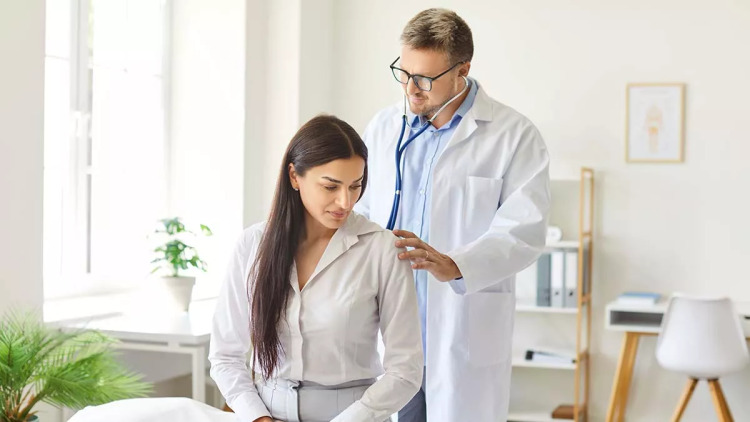 Bypass, stent, βηματοδότης: Ποιες επεμβάσεις καλύπτει το ασφαλιστήριο – Πού χρειάζεται προσοχή
