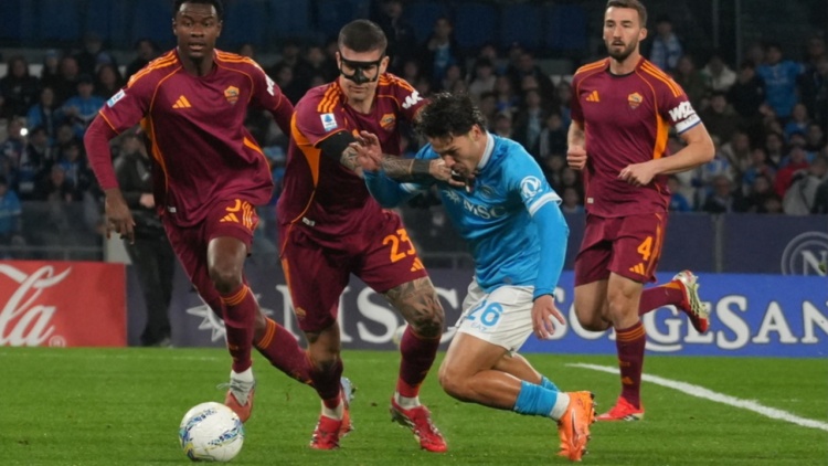 Serie A, Νάπολι-Ρόμα 2-2: Χορταστική ισοπαλία στο «Ντιέγκο Μαραντόνα», δείτε τα γκολ 
