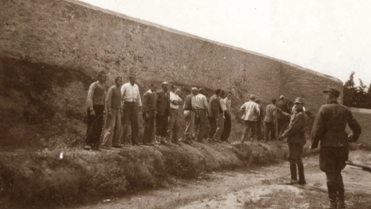 Υπουργείο Πολιτισμού: Προχωρά σε νόμιμες ενέργειες για να αποκτήσει τα αρχεία με τους 200 εκτελεσθέντες στην Καισαριανή