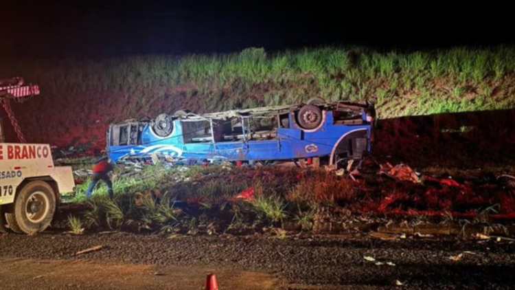 Έξι νεκροί και 46 τραυματίες σε τροχαίο δυστύχημα με λεωφορείο στην Βραζιλία