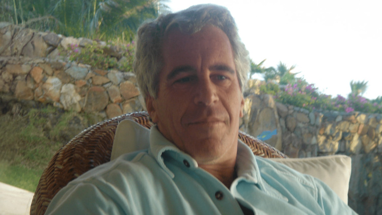 «Ο Τζέφρι δολοφονήθηκε» λέει ο αδερφός του Επστάιν και κατηγορεί το αμερικανικό υπουργείο Δικαιοσύνης για συγκάλυψη