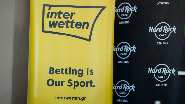 Με επιτυχία πραγματοποιήθηκε watch party της interwetten για το Liverpool – Manchester City παρουσία των Emile Heskey, Lothar Matthäus και Peter Stöger