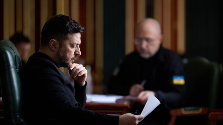 Περιμένουμε μαζική ρωσική επίθεση, είπε ο Ζελένσκι πριν την αυριανή τριμερή ΗΠΑ, Ρωσίας, Ουκρανίας στη Γενεύη