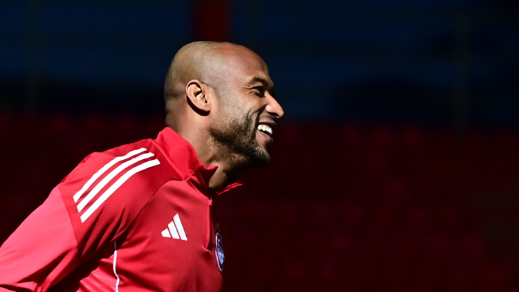 Το νέο look του Ελ Κααμπί: Ξύρισε το κεφάλι του ο Μαροκινός φορ του Ολυμπιακού, φωτογραφίες 