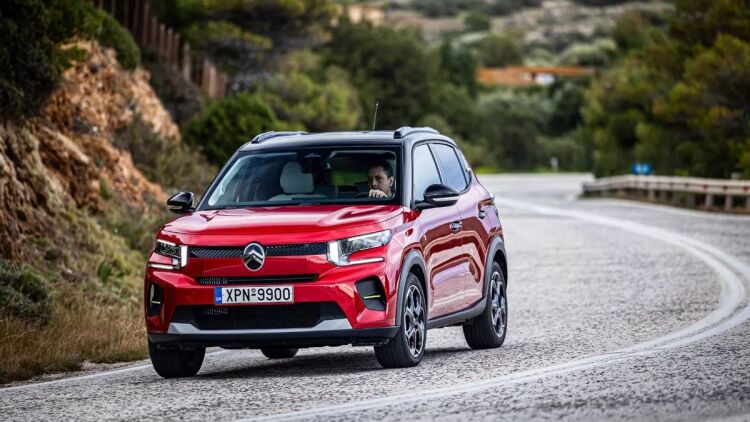 Δοκιμάζουμε το υβριδικό και αυτόματο Citroen C3 - Πόσο κοστίζει στην Ελλάδα;