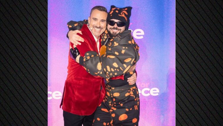 Η αγκαλιά του Γιώργου Καπουτζίδη με τον Akyla: Να γίνουν πραγματικότητα όλα σου τα όνειρα