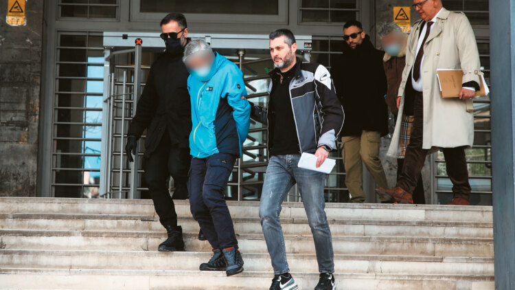 Ενδείξεις για serial killer: Ανοίγουν οι φάκελοι για πάνω από 10 ανεξιχνίαστα εγκλήματα μετά τη δολοφονία των 2 γυναικών στη Θεσσαλονίκη
