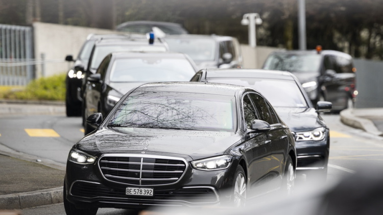 Ολοκληρώθηκε σε τεταμένο κλίμα η πρώτη ημέρα των διαπραγματεύσεων Ρωσίας και Ουκρανίας στη Γενεύη