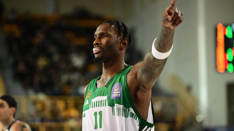 Χέιζ- Ντέιβις: «Έχω κοιμηθεί έξι ώρες τις τελευταίες τρεις μέρες, θα βελτιωθώ με τον χρόνο», βίντεο