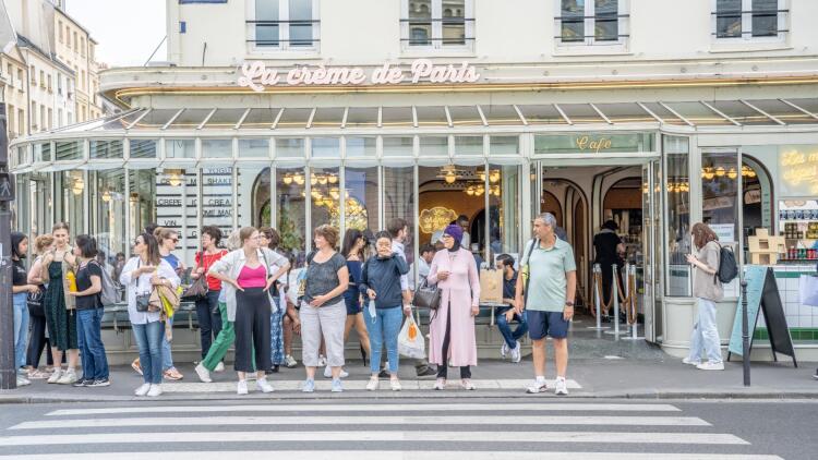 
6 στάσεις για καλό καφέ στο Παρίσι: Οι ωραιότεροι χώροι και τα κορυφαία χαρμάνια

