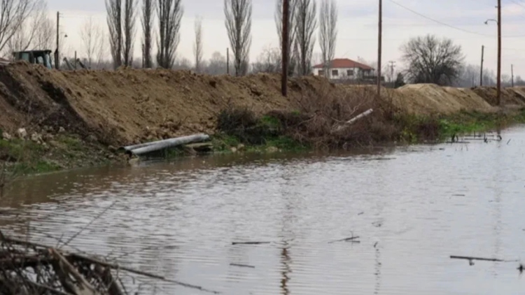 Σε Red Code ο Έβρος λόγω υψηλού κινδύνου για πλημμύρες