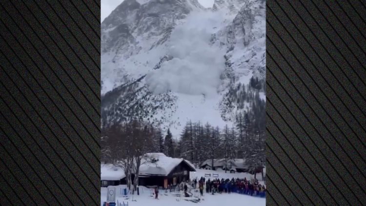 Η στιγμή που χιονοστιβάδα κατεβαίνει πλαγιά βουνού στην Ιταλία και σκιέρ γλιτώνουν την τελευταία στιγμή