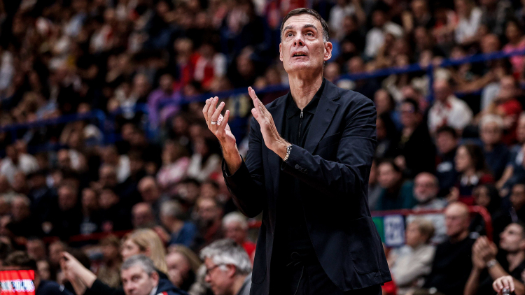 Μπαρτζώκας: «Είμαστε ευχαριστημένοι με την πρόκριση», τι είπε για Μιλουτίνοφ και Ταϊρίκ Τζόουνς