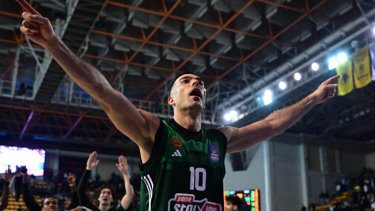 Σλούκας για τον 24ο τίτλο στην καριέρα του: «Οι μεγάλες ομάδες στα δύσκολα συσπειρώνονται», βίντεο