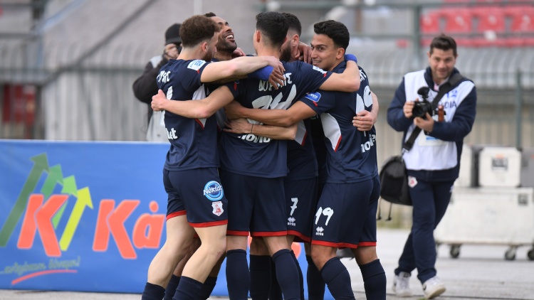 Πανσερραϊκός-Βόλος 2-1: «Ανάσα» ζωής με υπογραφή Ριέρα, δείτε τα γκολ
