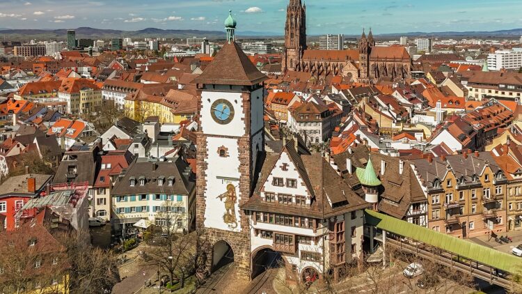 
Tριήμερο στο Freiburg im Breisgau, την πιο «πράσινη» και ηλιόλουστη πόλη της Γερμανίας
