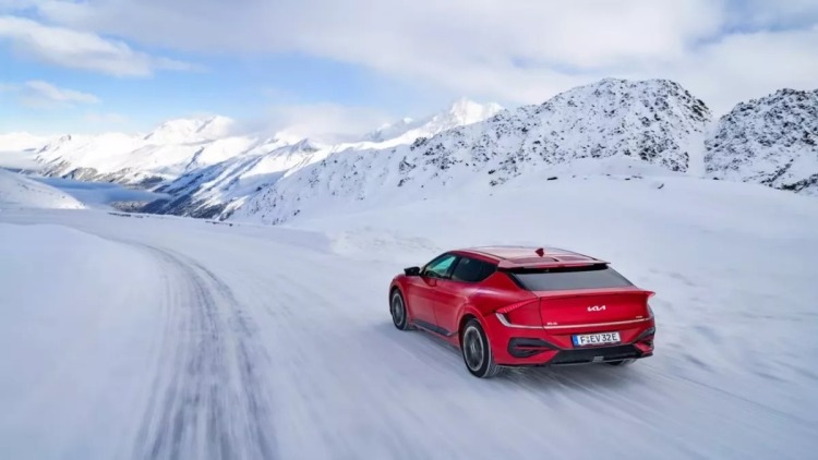 Πόσο πέφτει η μπαταρία των ηλεκτρικών τον χειμώνα;
