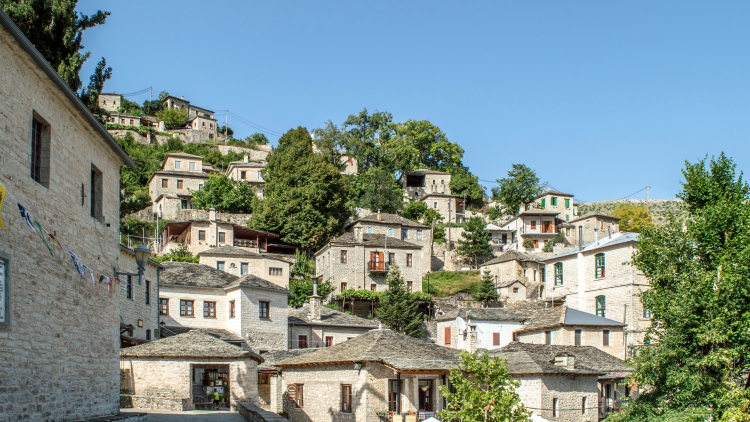 Καθαρά Δευτέρα στα ωραιότερα πέτρινα χωριά της Ελλάδας
