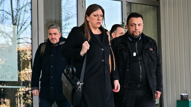 Τέμπη: Αίτημα εξαίρεσης της σύνθεσης του δικαστηρίου από τη Ζωή Κωνσταντοπούλου