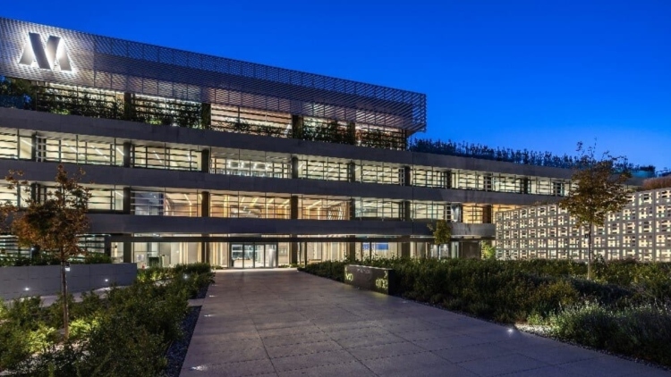 S&P για Metlen: Ισχυρό το μεσοπρόθεσμο growth outlook, προσωρινές οι πρόσφατες αποκλίσεις