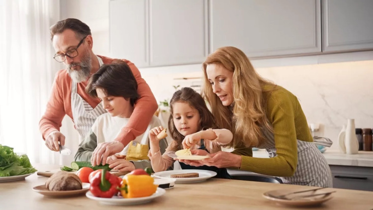 Μέντα, ευκάλυπτος και πιπεριές τσίλι: 3 φυσικά συστατικά που μαζί νικούν τη φλεγμονή
