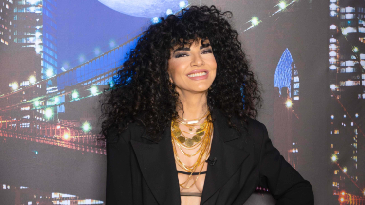 Μαρία Σολωμού: Λογικά θα είχα κρεμαστεί από το ταβάνι αν έμενα με έναν άντρα για 10 χρόνια
