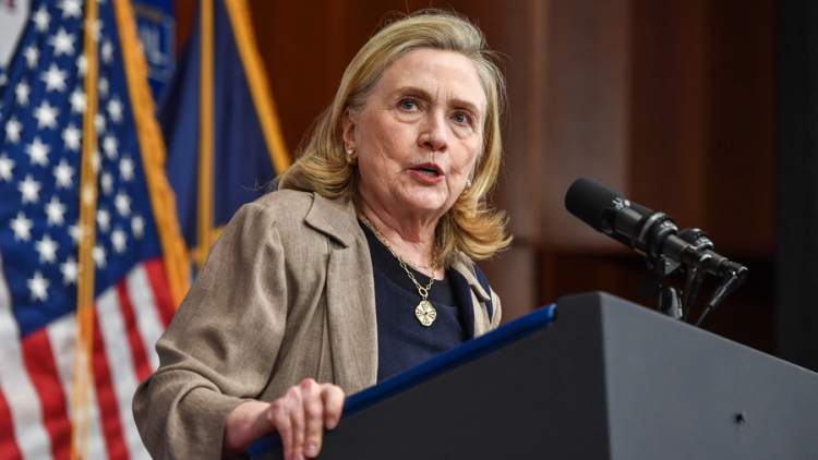 Η Χίλαρι Κλίντον θα καταθέσει σήμερα ενώπιον του Κογκρέσου για το σκάνδαλο Επστάιν