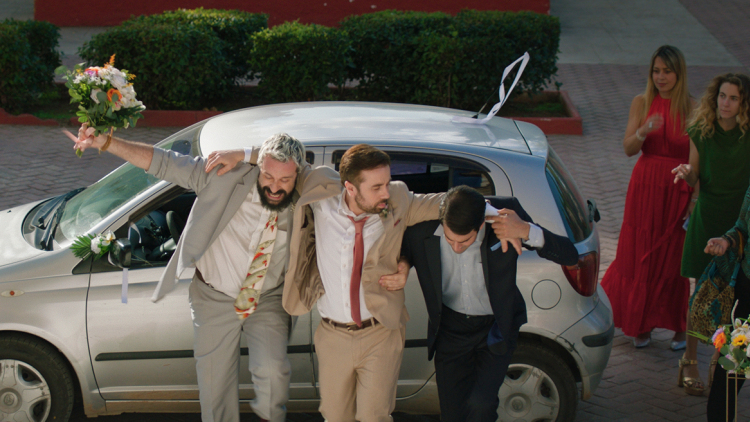 «Φίλοι Για Πάντα»: Μια κωμωδία για το πόσο μακριά αντέχει να φτάσει η φιλία