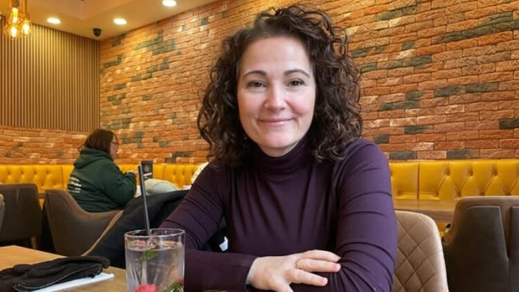 Μια Ελληνίδα από την Άρτα διεκδικεί με αξιώσεις θέση στο Βρετανικό Κοινοβούλιο