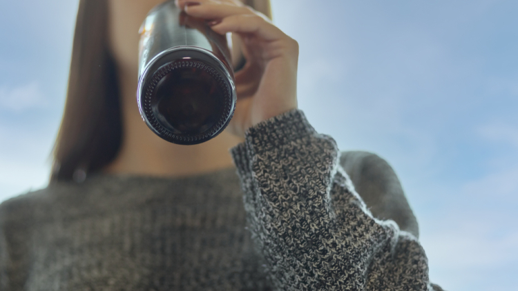 Θεσσαλονίκη: Στο νοσοκομείο δύο μαθήτριες μετά από κατανάλωση αλκοόλ