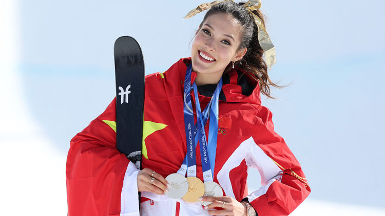 Πέντε fun facts για την Αϊλίν Γκου, την πιο πολυσυζητημένη αθλήτρια (και μοντέλο) των Ολυμπιακών Αγώνων
