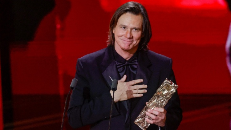 Ο Τζιμ Κάρεϊ τιμήθηκε με βραβείο Σεζάρ, η συγκινητική ομιλία του στα γαλλικά