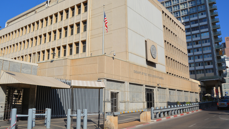 Οι ΗΠΑ ενέκριναν τη μερική αποχώρηση προσωπικού από την πρεσβεία τους στο Ισραήλ εν μέσω της έντασης με το Ιράν