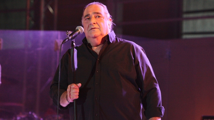 «Δεν ξεχνιέται με τίποτα, είχε προνοήσει για το τι θα γίνει ακόμη και μετά τον θάνατό του», είπε ο αδερφός του Βασίλη Καρρά