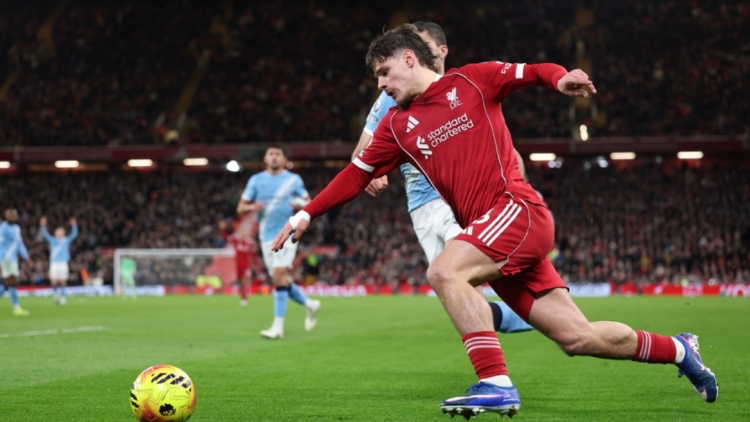 Αθλητικές μεταδόσεις: Πού θα δείτε σήμερα Λίβερπουλ, Μπαρτσελόνα, Ντόρτμουντ - Μπάγερν, Super League και τον τελικό ΠΑΟ-Ολυμπιακός στο πόλο