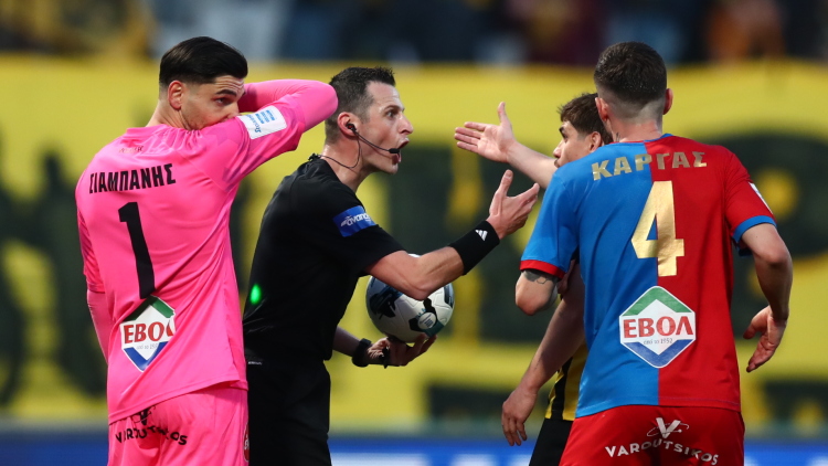 Ανακοίνωση για την διαιτησία στο ημίχρονο του αγώνα με την ΑΕΚ από τον Βόλο: Σφαγή, ντροπή και μόνο ντροπή 