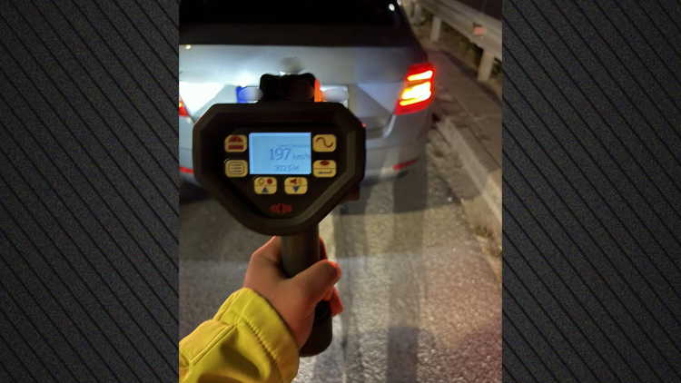 Συνελήφθη 22χρονος που έτρεχε με 197 χλμ στην Εθνική Οδό Αθηνών–Λαμίας