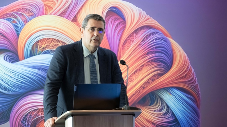 Η διαδρομή ενός Έλληνα ιατρού από το Brain Drain στο Brain Regain και τον επαναπατρισμό