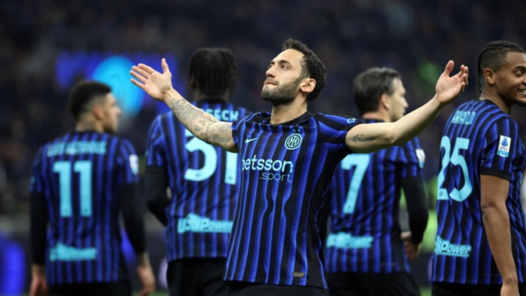 Serie A: Έβγαλε αντίδραση η Ίντερ μετά τον ευρωπαϊκό αποκλεισμό της, 2-0 την Τζένοα και στο +13 από τη Μίλαν, δείτε τα γκολ