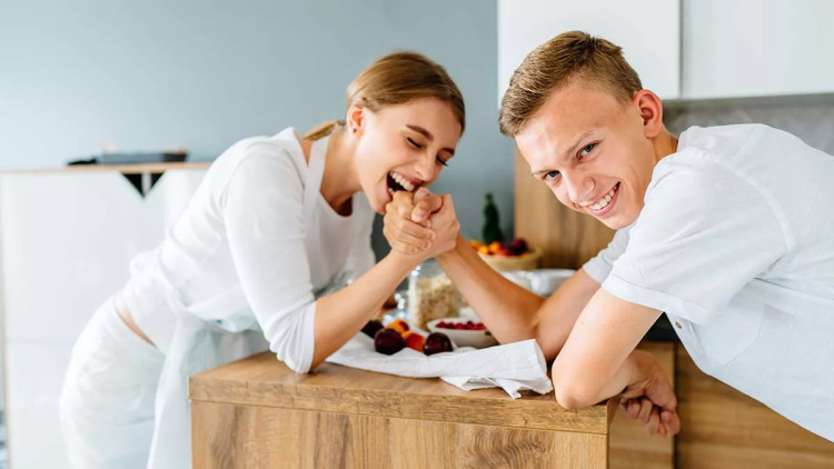 5 λόγοι που πολλά αδέρφια δεν τα πάνε καλά μεταξύ τους – Γιατί αποξενώνονται
