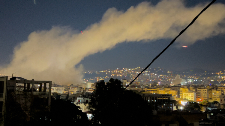 Διευρύνεται το μέτωπο στη Μέση Ανατολή: Το Ισραήλ απάντησε στην επίθεση της Χεζμπολάχ με βομβαρδισμούς στον Λίβανο, 10 νεκροί στη Βηρυτό