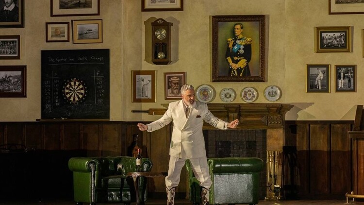 Είδαμε την όπερα «Φάλσταφ» στην Εθνική Λυρική Σκηνή